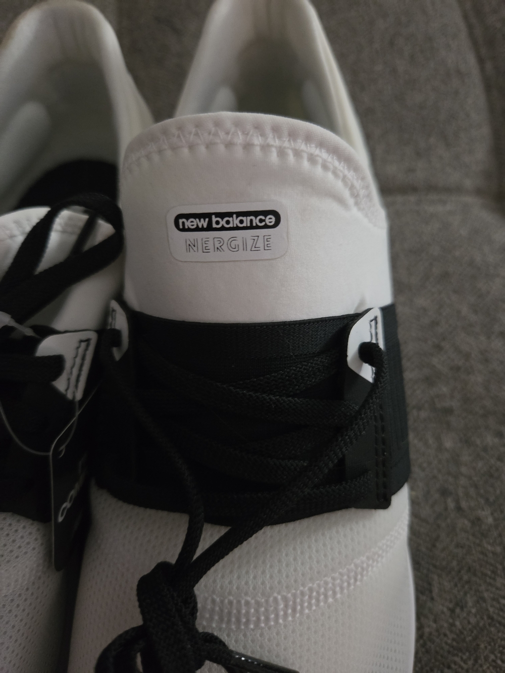New Balance Women's White and Black Slip-On Trainer - Picture 2 of 4